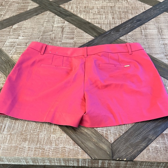 White House Black Market shorts - Picture 5 of 5